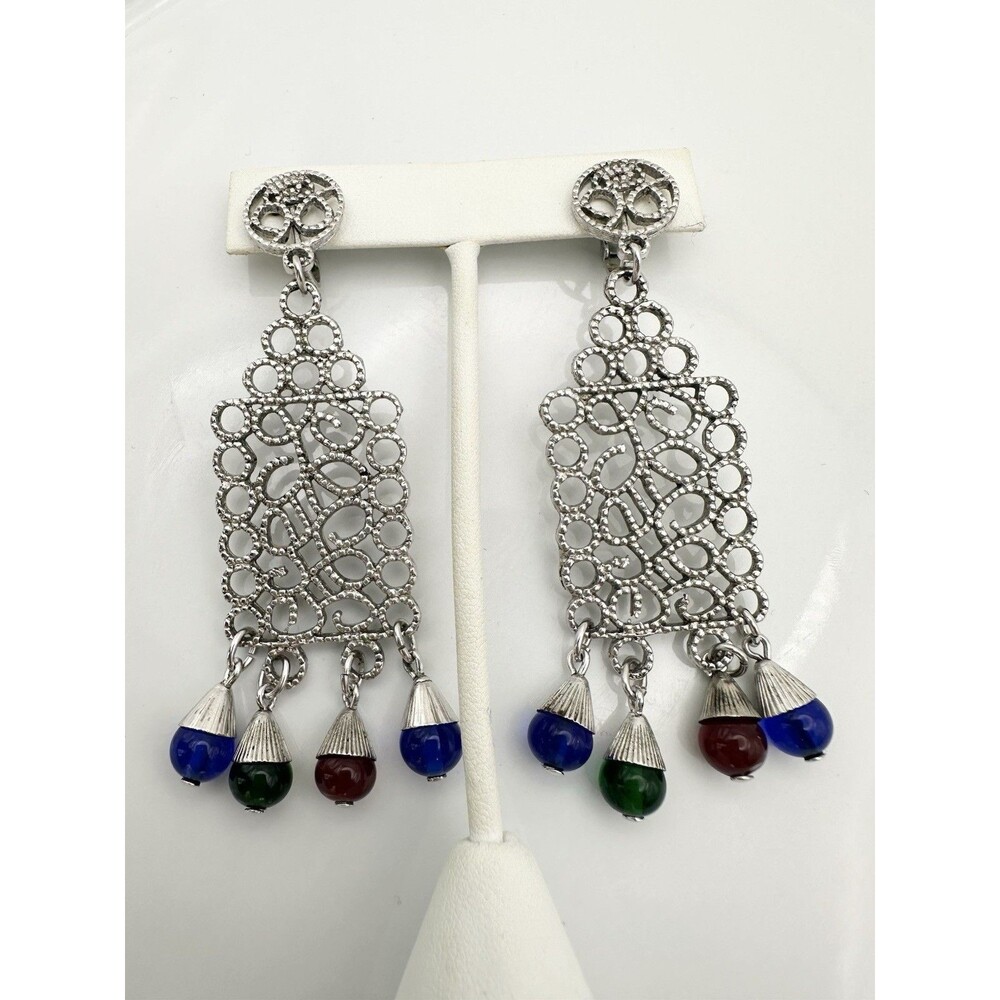 Vintage Silver Crown Trifari Filigree Glass Beaded  Clip On Drop Earrings - Picture 2 of 8